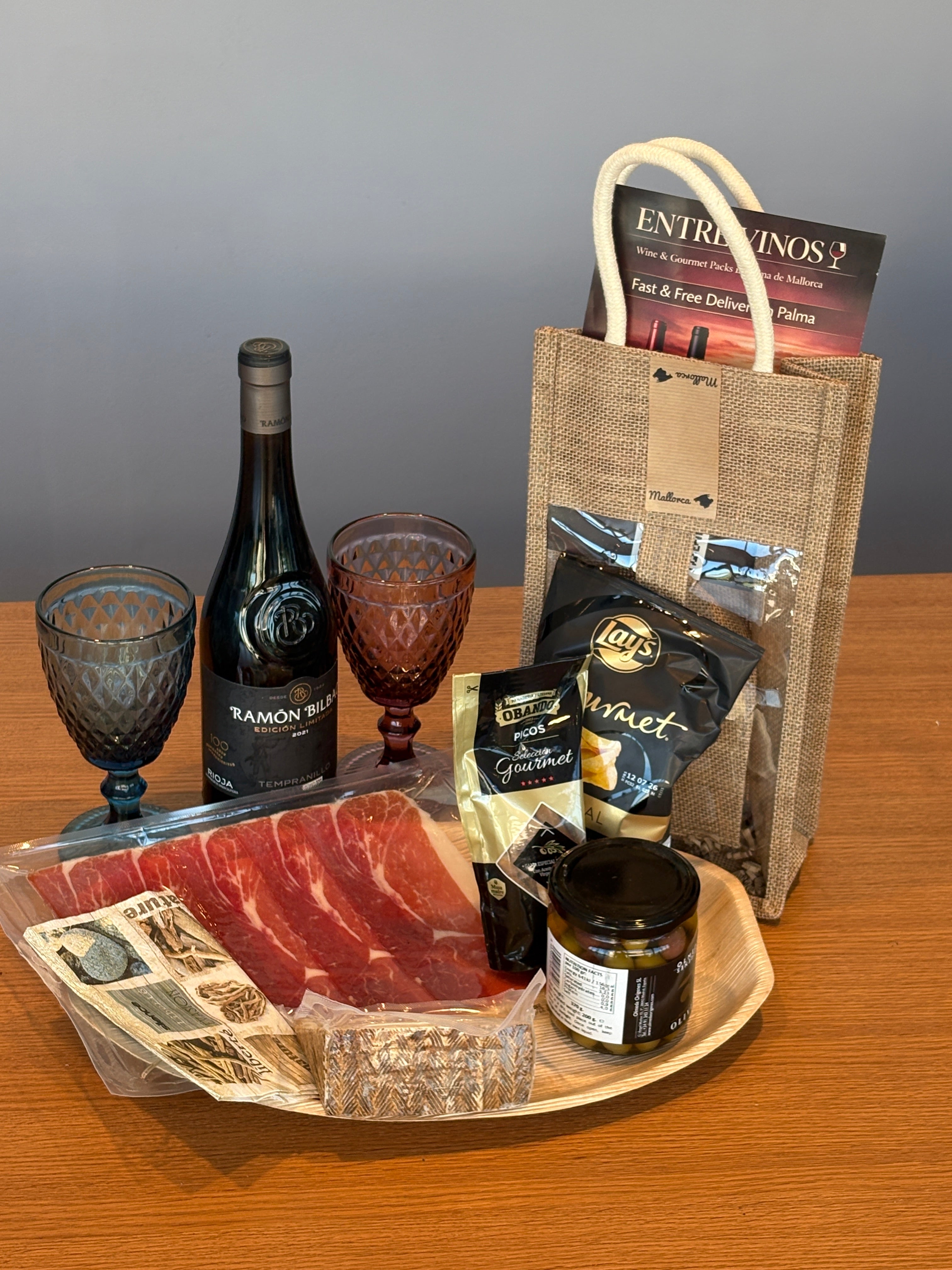 🌅 Sunset Wine & Gourmet Pack